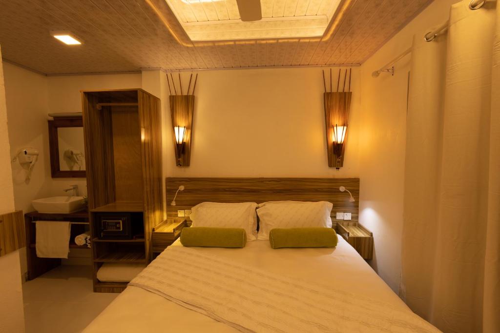 Photo of Batuta Maldives Fourson