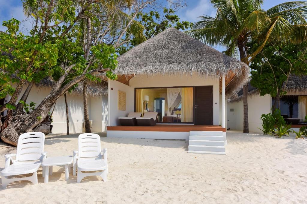 Photo of Dreamland Maldives Resort