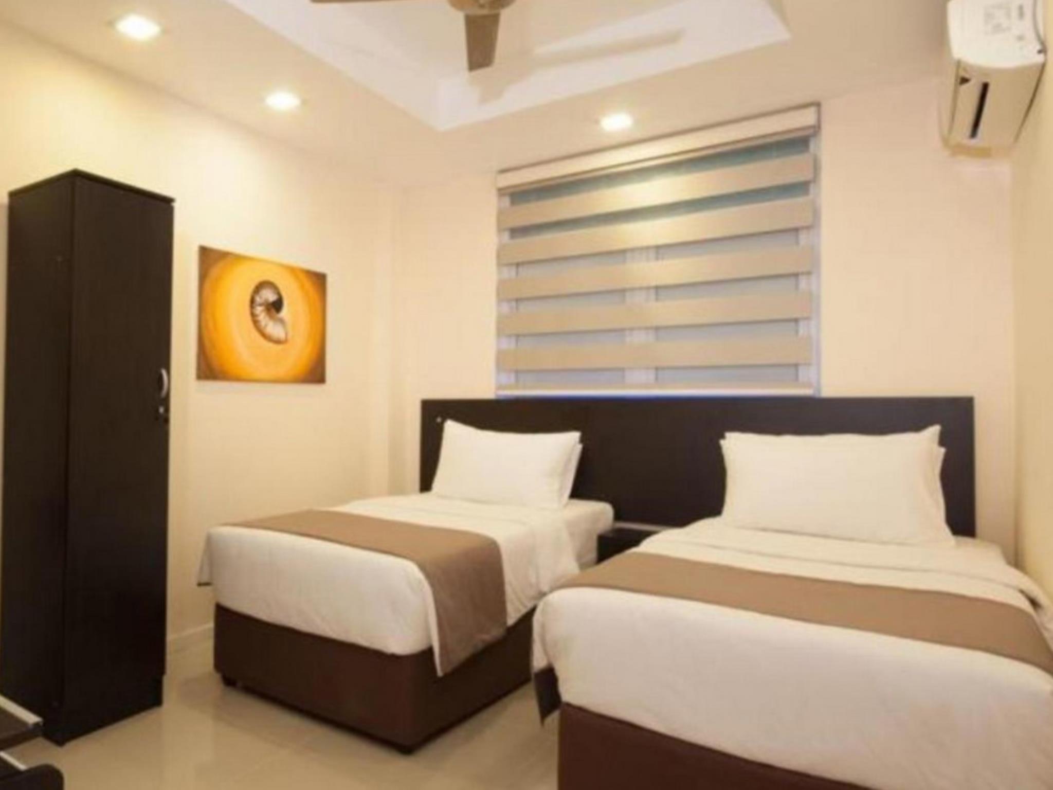 Photo of Laguna Boutique Hotel