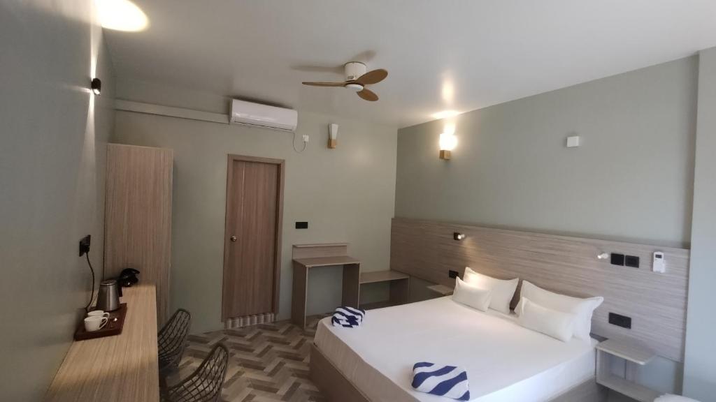 Photo of Madi Grand Maldives