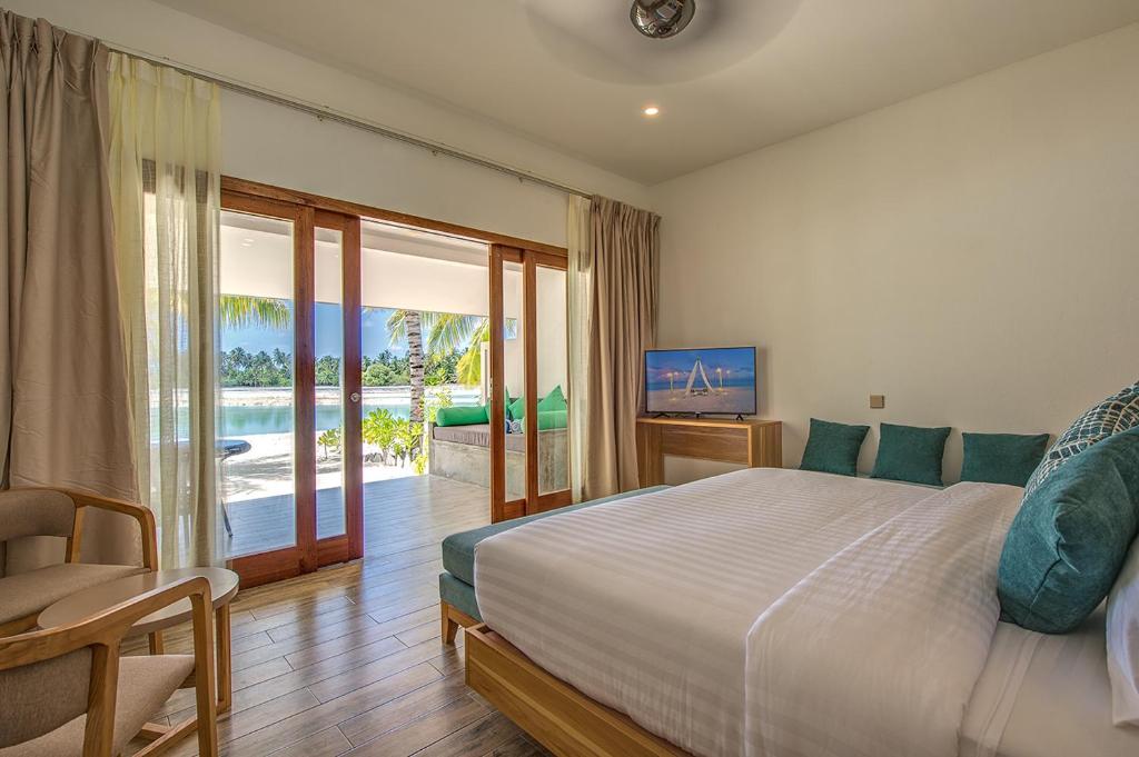 Photo of Rahaa Resort Maldives