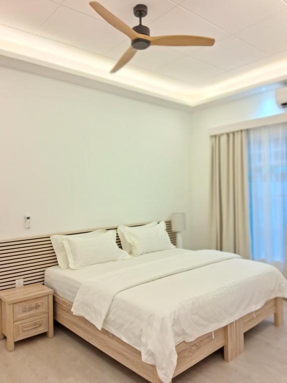 Photo of Sunny Day Inn Maldives